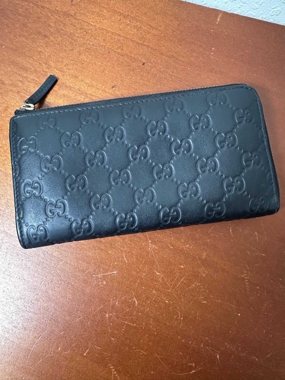 Gucci Guccissima Leather Zip Round Wallet - Picture 2 of 6
